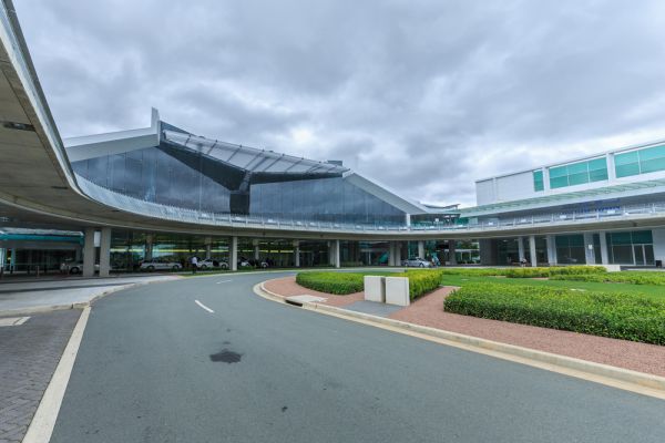 בהלה באוסטרליה: גבר פתח באש בנמל התעופה