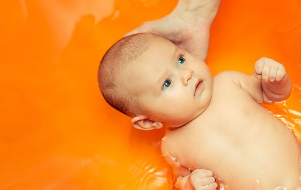 שוב: פעוט טבע באמבטיה בצפון, מצבו אנוש