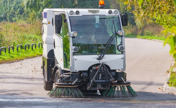 נהג רכב ניקיון נפצע קשות בתאונה סמוך לבית שמש