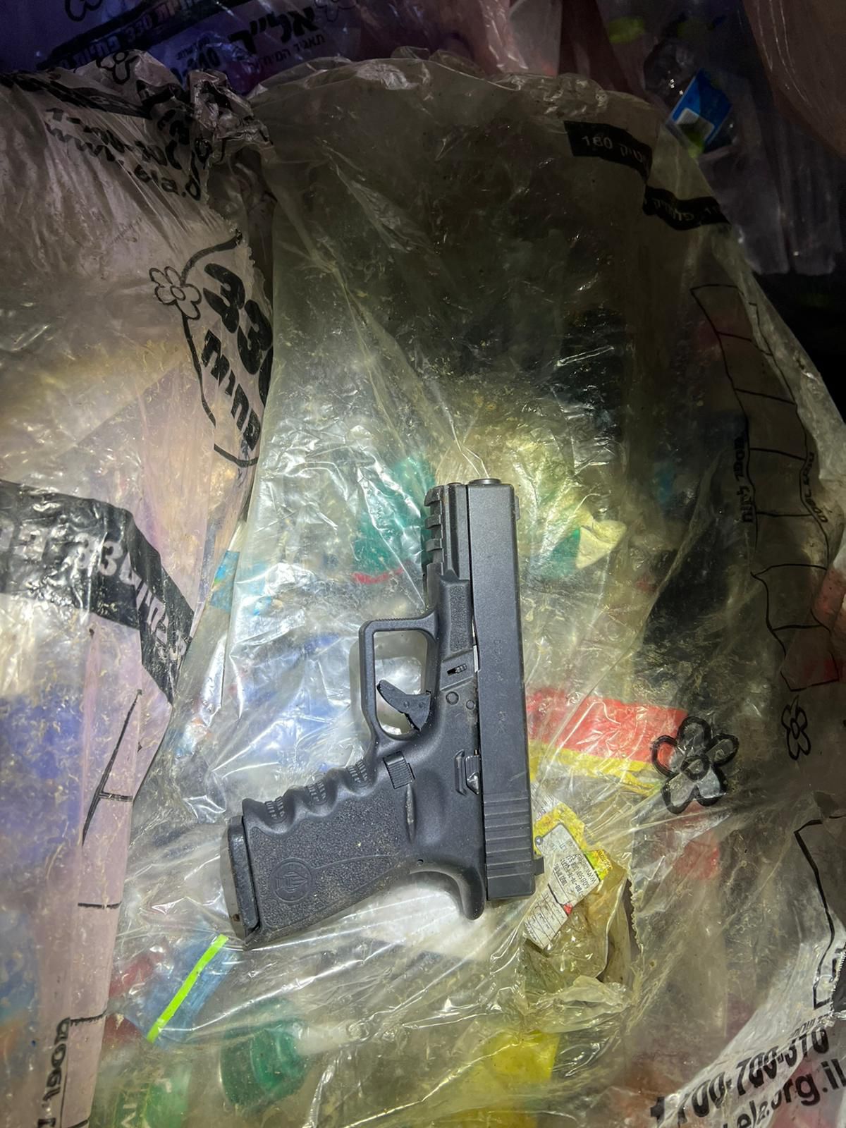 צפו: פשיטה של יחידת יג"ל על מתחם פשע ערבי