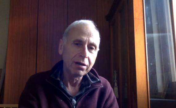 עורך החדשות המיתולוגי לעג לפטירת אביו של רוטמן