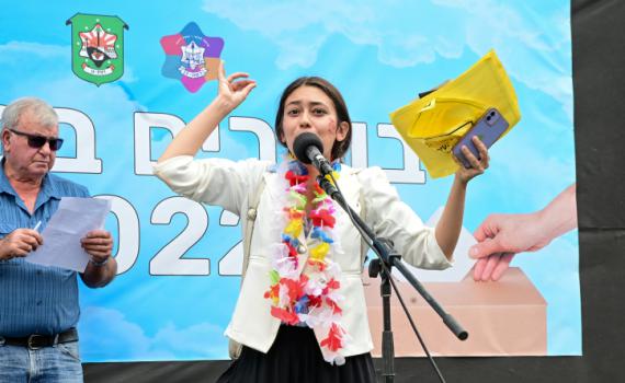 הדר מוכתר מגיבה לעמית סגל ומגלה למה לא התגייסה