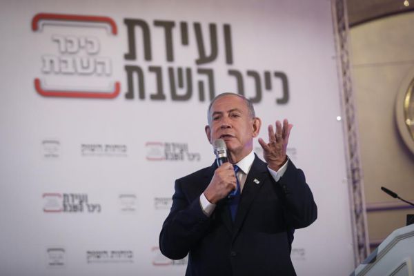 נתניהו: "אף אחד לא הולך לפטר את היועמ"שית"