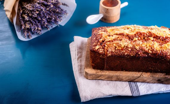 מתאים לכולם בשולחן החג: מתכון לעוגת דבש ללא גלוטן