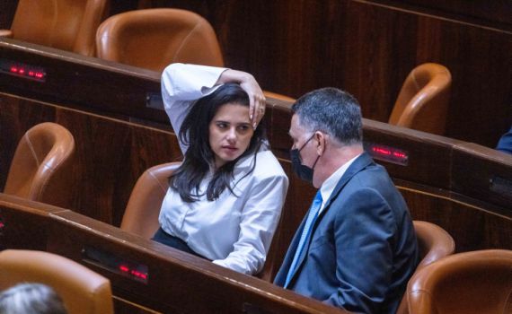 סקר מפתיע: את מי הציבור רוצה כשר המשפטים?