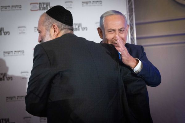 סקר מנדטים: גוש הימין נוסק; החרדיות – 16 מנדטים