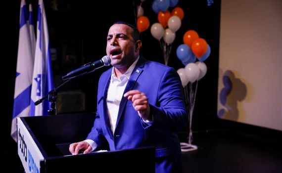 חייב לקבל החלטה: הדד ליין של קארה מתקרב