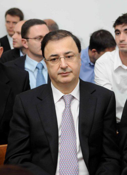 לב לבייב נחת בישראל ועוכב לחקירה ב433