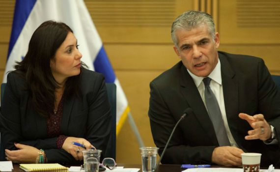 אחרי הבשורה, לפיד מפרגן לרגב: מקווה להצטרף בקרוב