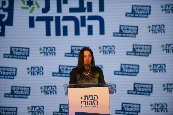 חוזרת הביתה? המהלך של שקד למקום שהכל התחיל