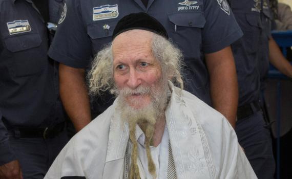 חותמת שחורה לעבריין המין ברלנד: "קרא להרג זלנסקי"