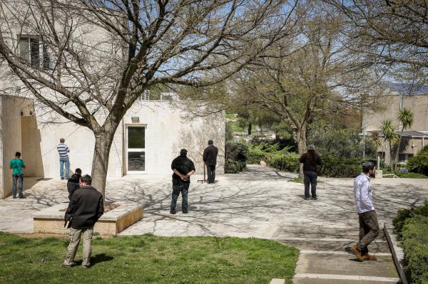 בקבוק תבערה הושלך על עמדת שמירה במגדל עוז