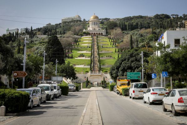 איראן עצרה 12 בני הדת הבהאית בחשד לריגול