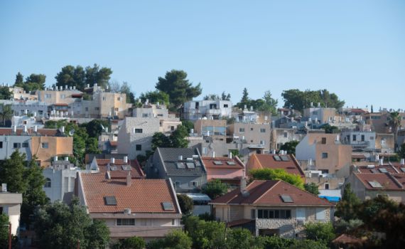 2 חשודים פרצו לבית באריאל ונתפסו 'על חם'