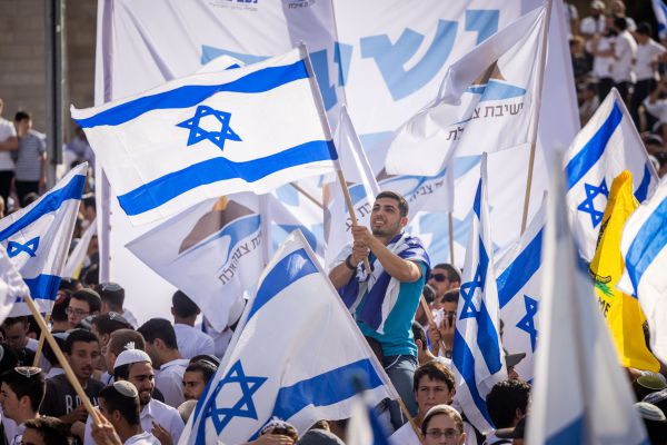 בצל המתיחות: צעדת ירושלים יצאה לדרך