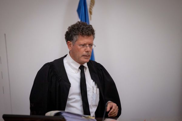 לקראת וועדת חקירה ממלכתית? הנשיא עמית הסכים לפשרה