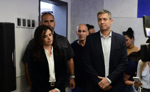 יודיעו על פיצול? איילת שקד ויועז הנדל בפגישה מכרעת