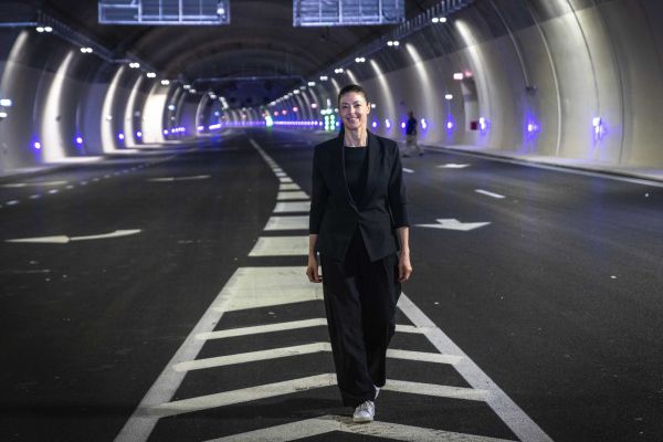 כפי שנחשף בסרוגים: זו ההצעה של לפיד למיכאלי