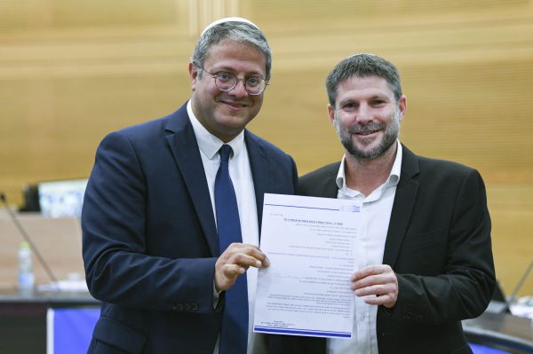 סקר: הימין מזנק; הציונות הדתית בשיא מנדטים חדש