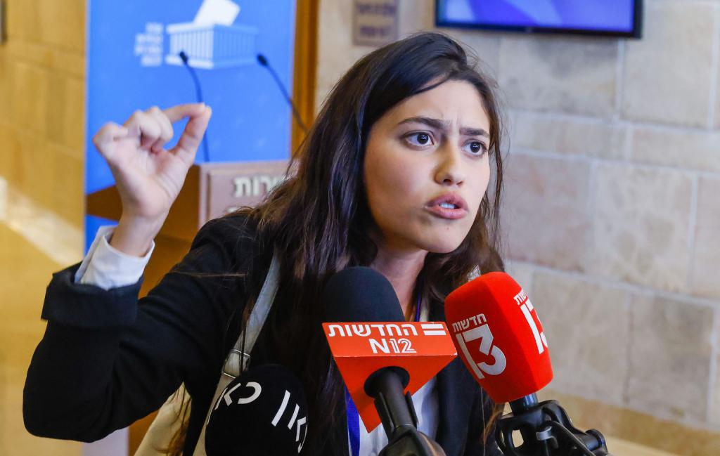 אין להדר מוכתר זמן לשירות צבאי? "זו אמירה מחפירה"