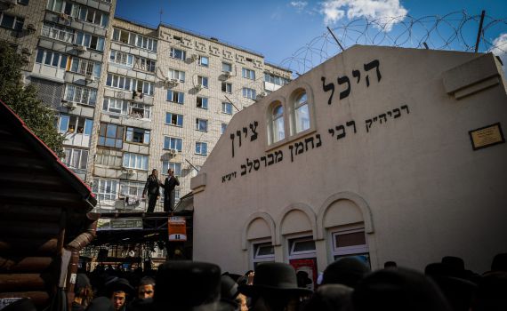 היועמ"שית: "לאכוף את החוק נגד משתמטים שטסים לאומן"