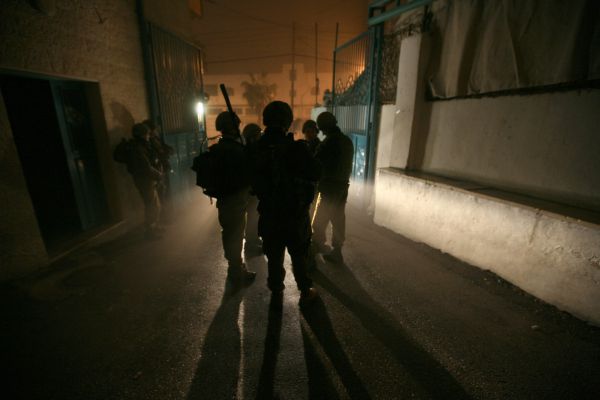 חקירת לוחמים על ידי מצ"ח היא חרפה