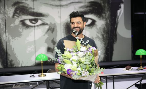 עמוס תמם חגג יום הולדת בתיאטרון