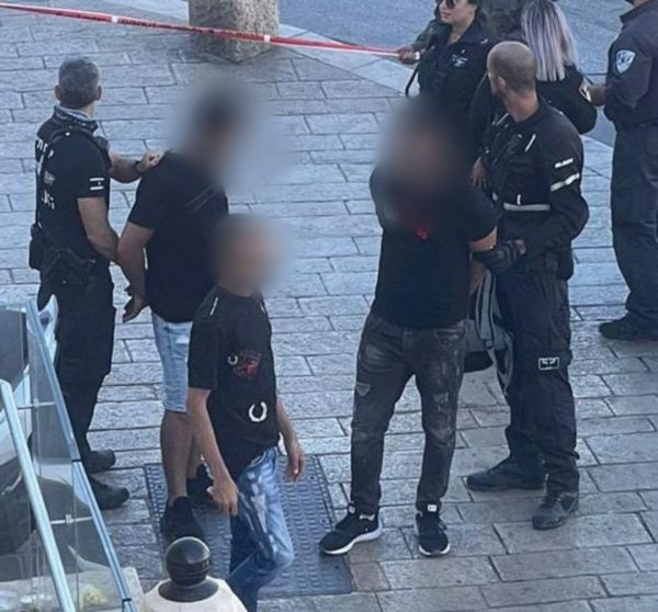 בדרך לפיגוע בתל אביב: מחבל נתפס עם תת מקלע