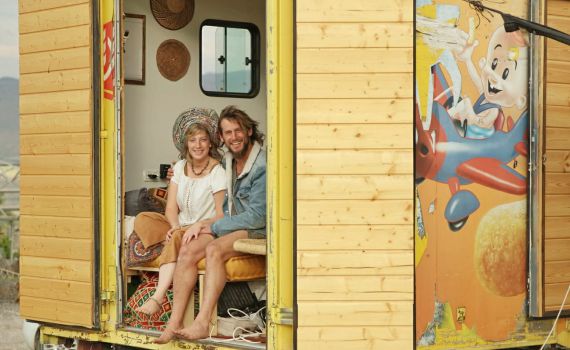 המשפחה שעברה לגור במשאית: "זה היה החלום"