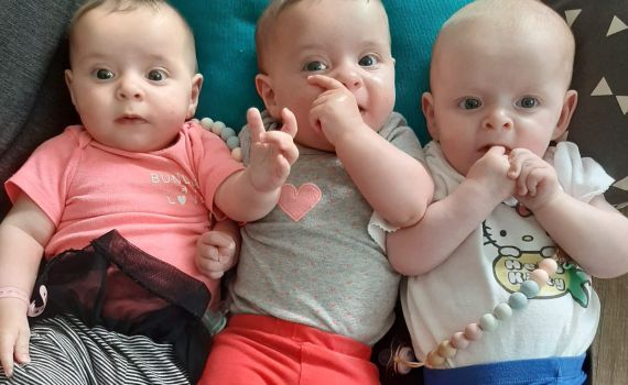 אפרת ילדה שלישייה: "אם ה' נתן – זה סימן שאני יכולה"