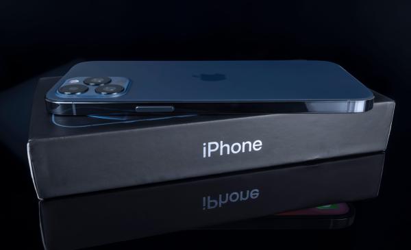 אאוצ': העקיצה של סמסונג לאייפון 14 החדש