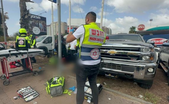 חיסול באזור: שני אלמונים פתחו באש בתחנת דלק