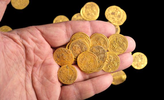 מטמון זהב בן 1,400 שנה התגלה בנחל הבניאס