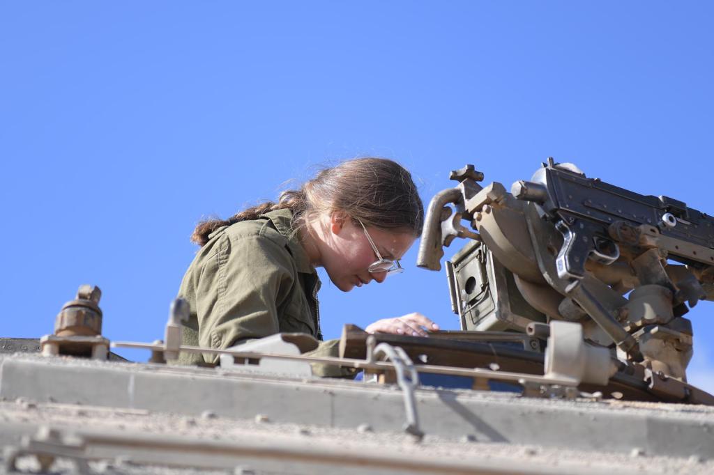 בנות בצריח: הרמטכ"ל אישר גיוס נשים כלוחמות טנקים