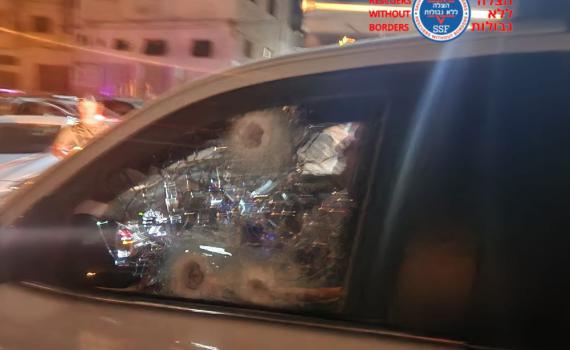 הרבש"ץ דרס את המחבל: צפו בתיעוד מזירת הפיגוע