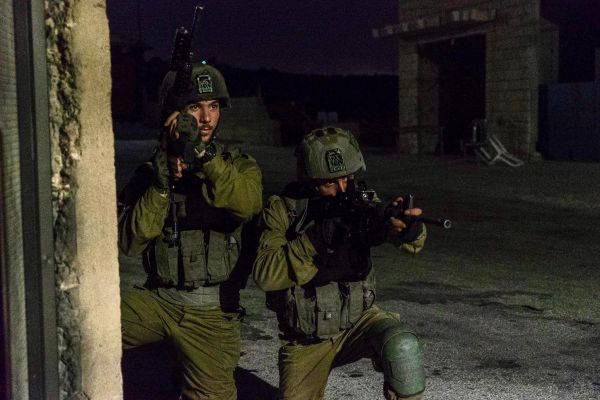 אחרי הפיגוע: צה"ל עצר הלילה עשרה מבוקשים