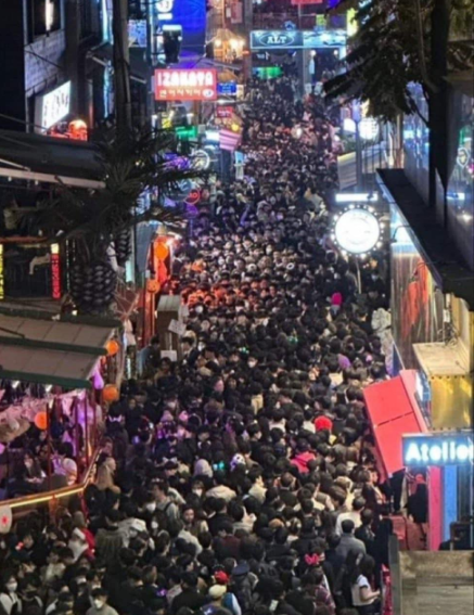 59 ההרוגים במסיבת האלווין בדרום קוריאה | תיעוד