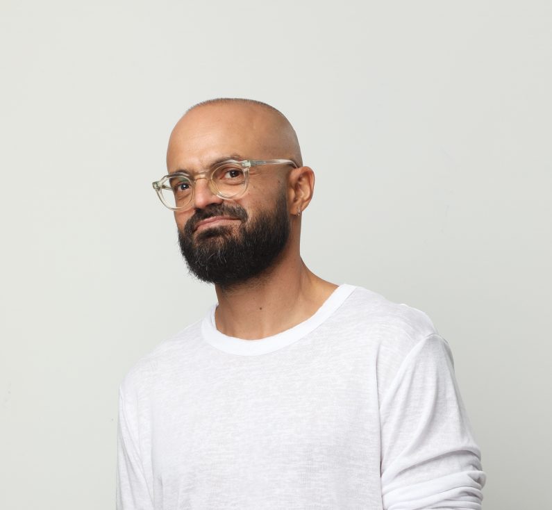 לכבוד חודש המודעות לסרטן השד: אברהם טל בשיר חדש