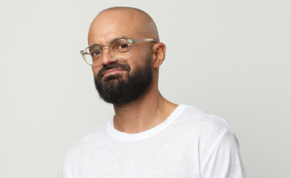 לכבוד החג: אברהם טל באלבום הופעה חיה מקיסריה