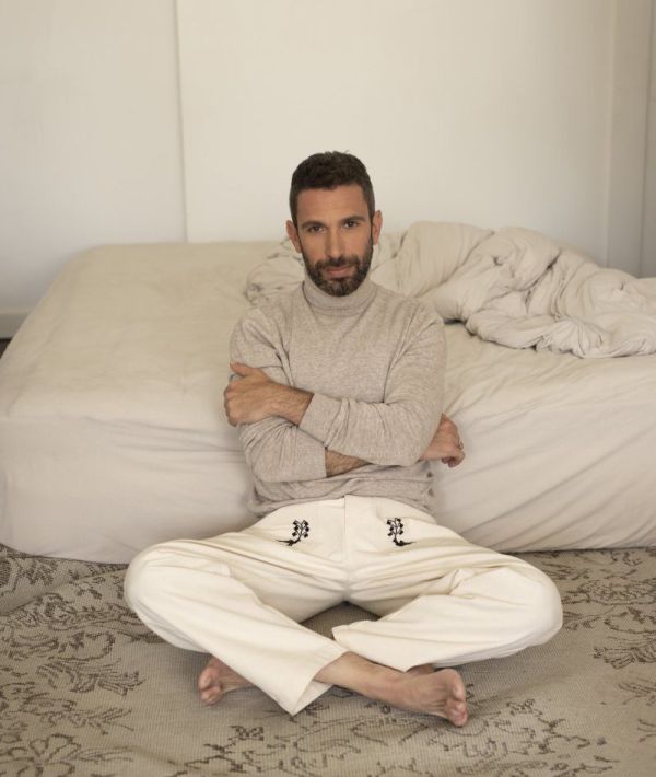 "כתבתי בס"ד והתחלתי" | שלומי שבן בשיר יוצא דופן