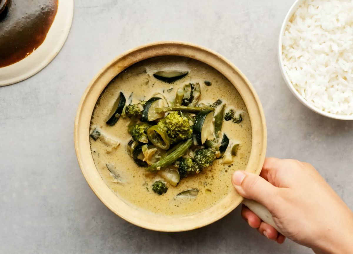 קפיצה למזרח: מתכון לתבשיל קארי ירוק