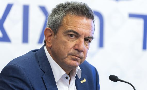 נשיא התאחדות התעשיינים: "להחיל שעון קיץ כל השנה"