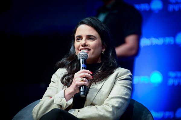 אי אפשר לסלוח, לא נכון לסלוח