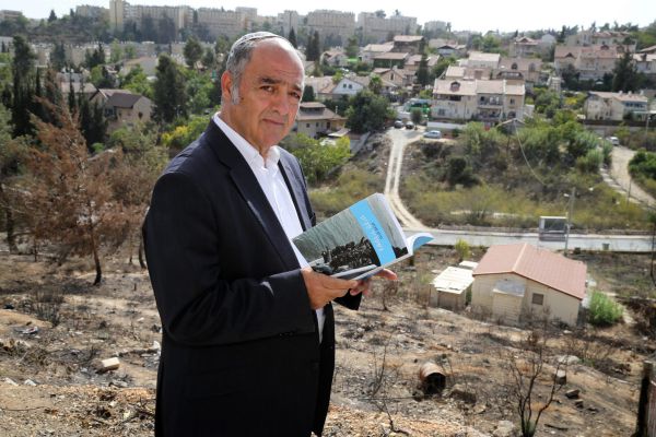 "גלגל חוזר בעולם" של הרב סבתו| ביקורת ספרים