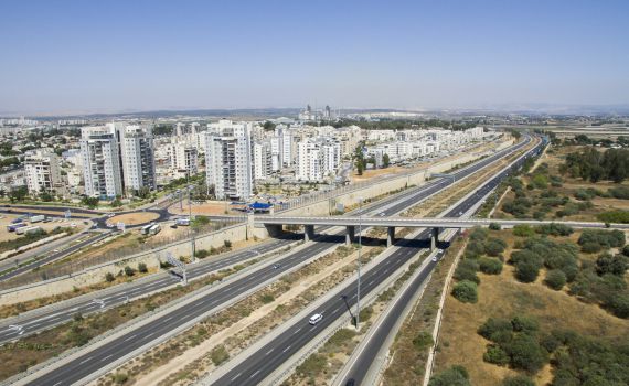 אירוע חריג: ברזלים פוזרו, לפחות 9 רכבים התפנצ'רו