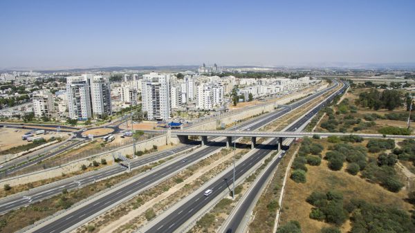 אירוע חריג: ברזלים פוזרו, לפחות 9 רכבים התפנצ'רו