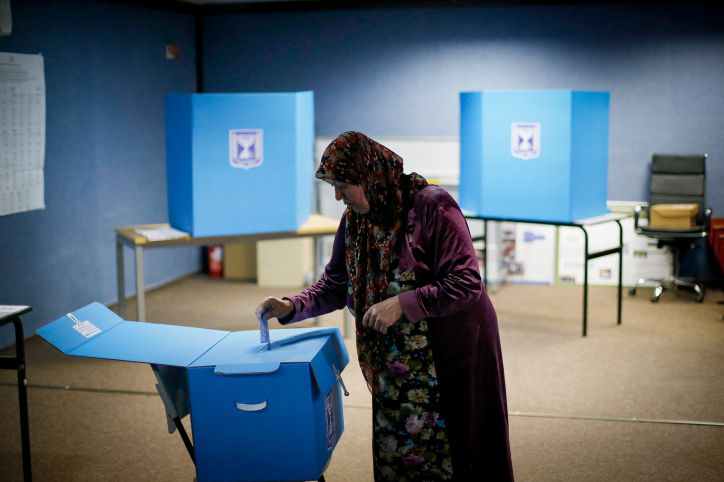 חשש מזיופים? הנחיות ועדת הבחירות לישובים הערבים