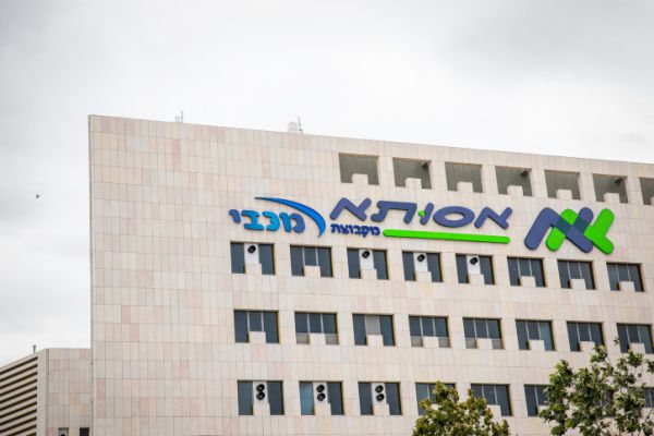 הרב לאו: האם הפונדקאית היא האם הביולוגית