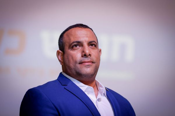 אביר קארה קורץ לחרדים: "מציע לכם חופש מהמדינה"