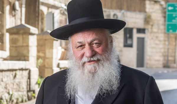 בימין זועמים על פעיל מרצ: "ביזוי וחרפה כלפי התפילין"